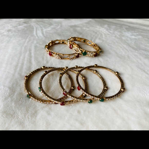 6 Pcs New Gold gem bracelet - Picture 3 of 4